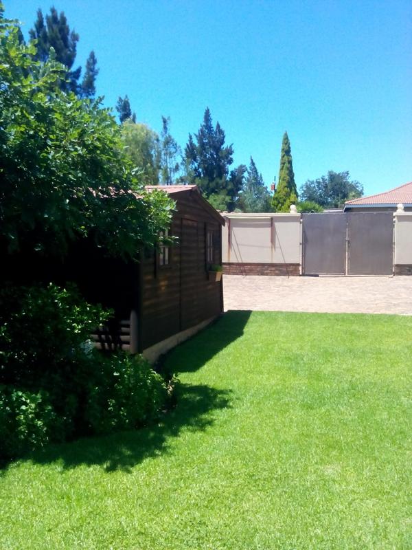 To Let 3 Bedroom Property for Rent in Vaalpark Free State